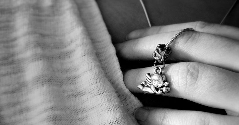 Religious jewels: fashion or devotion?