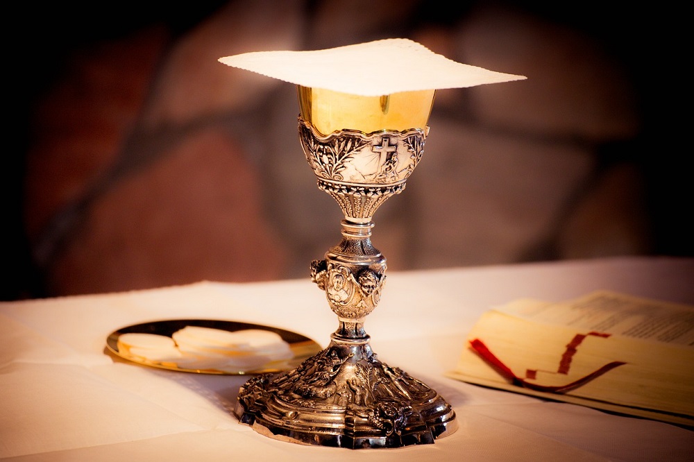 The Priest Chalice A Short Guide To A Conscious Choice