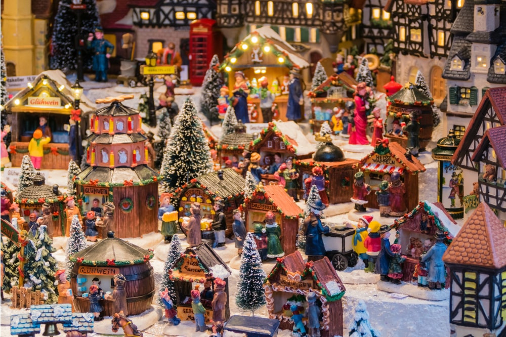 Christmas Villages: A Must-Have Decoration for Your Home