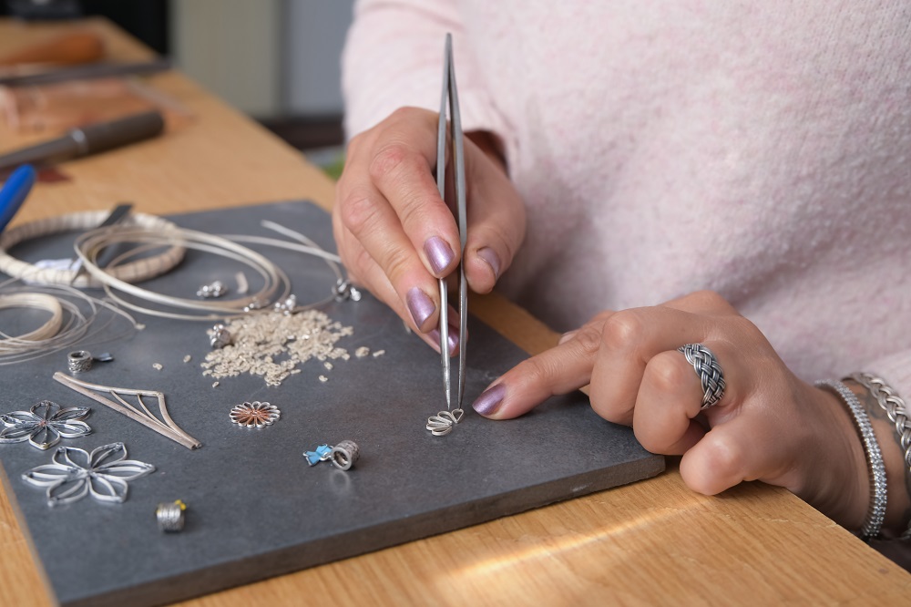 How Filigree Jewellery is Made